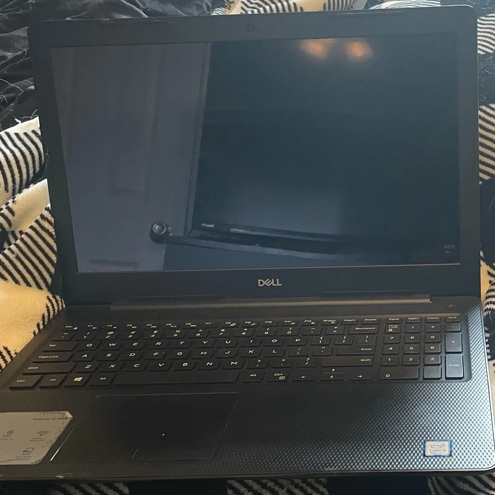 Dell Inspiron 15 3000 touch screen laptop 15.6”